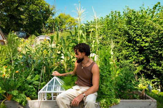 In the garden with: Gaz Oakley